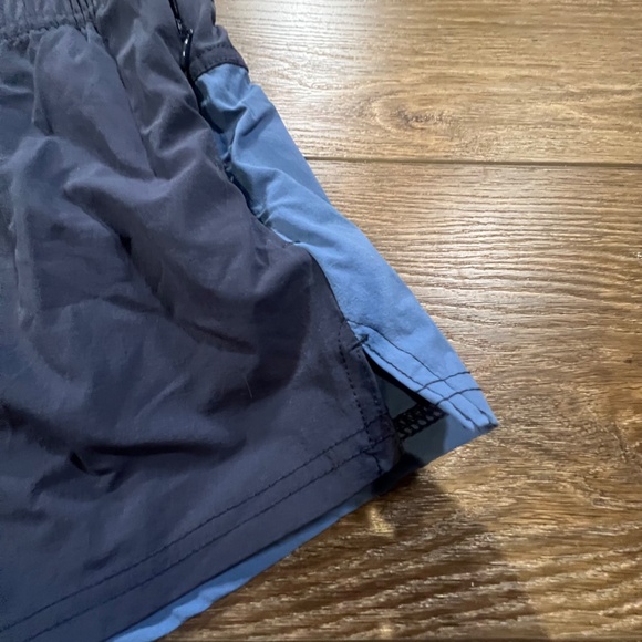 Fair Harbor Women's Atlantique Short Navy Colorblock Size Large, Mid-Rise, Lined - Picture 2 of 10